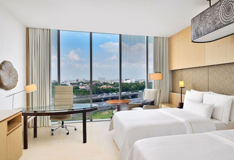 חדר קלאב, The Westin Gurgaon, New Delhi
