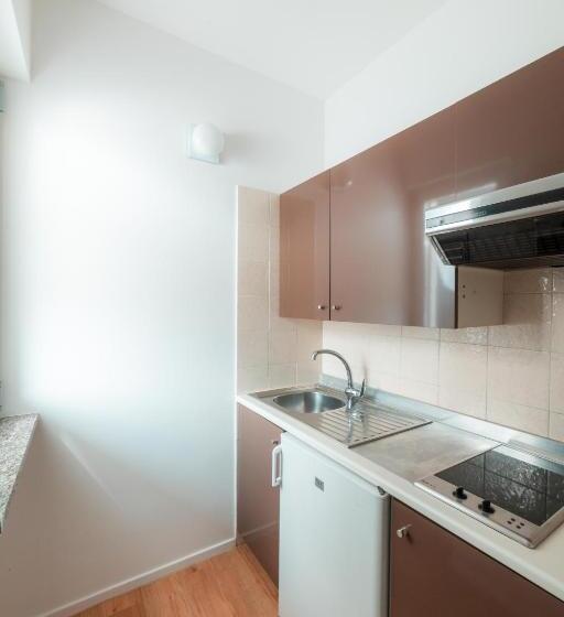 1 Bedroom Apartment Lake View, Torbole Apart