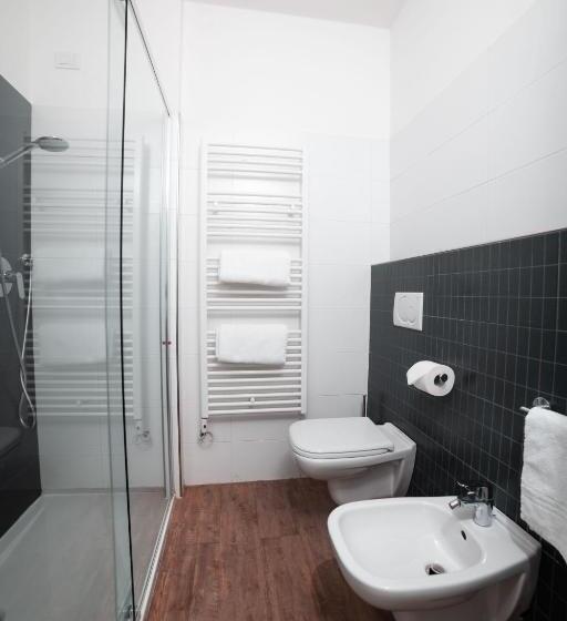 1 Bedroom Apartment Lake View, Torbole Apart