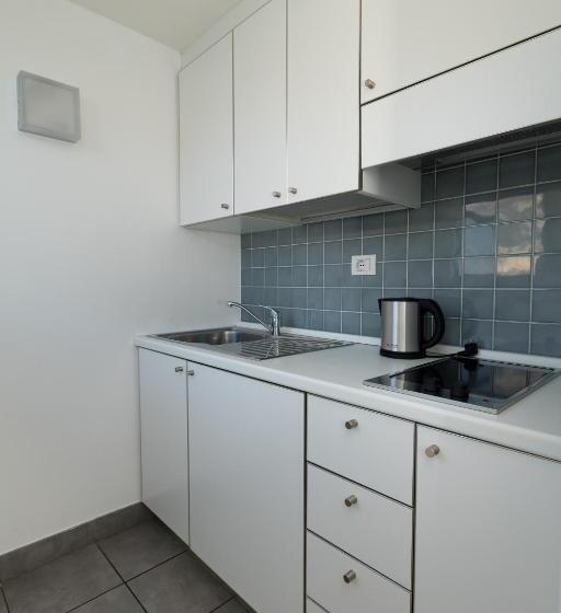 סטודיו סטנדרטי נוף לגינה, Torbole Apart