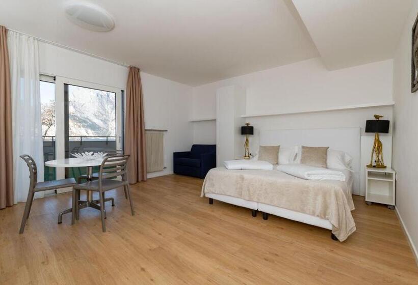 סטודיו סטנדרטי נוף לגינה, Torbole Apart