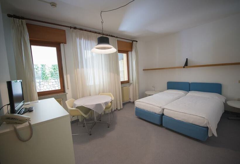 חדר סטנדרט, Torbole Apart