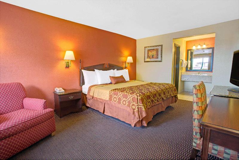 Стандартный Номер Кровать Кинг, Travelodge By Wyndham Tucson Az
