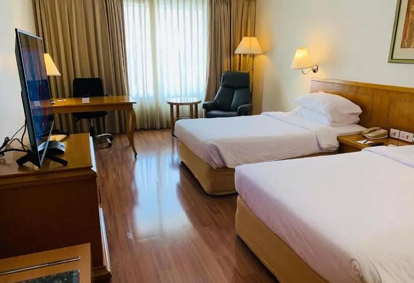 シティビューのデラックスルーム, Vivanta Vadodara