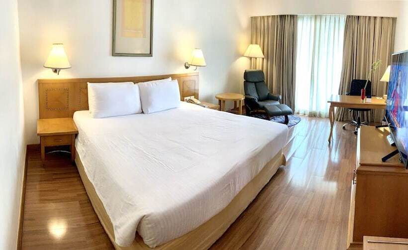 غرفة سوبيريور مطلة على المدينة, Vivanta Vadodara