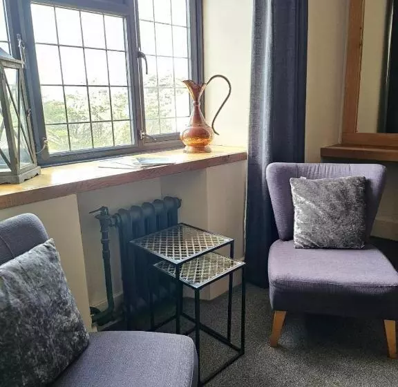 Deluxe Room King Size Bed, Widemouth Manor