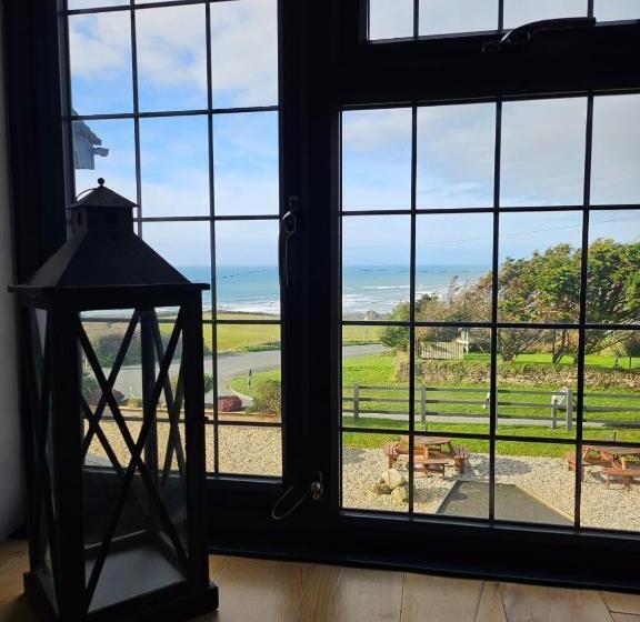 Deluxe Room King Size Bed, Widemouth Manor