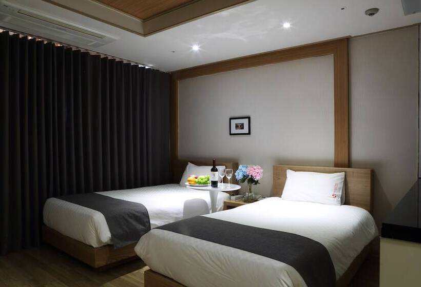 Номер Стандарт, Incheon The Hotel Yeongjong