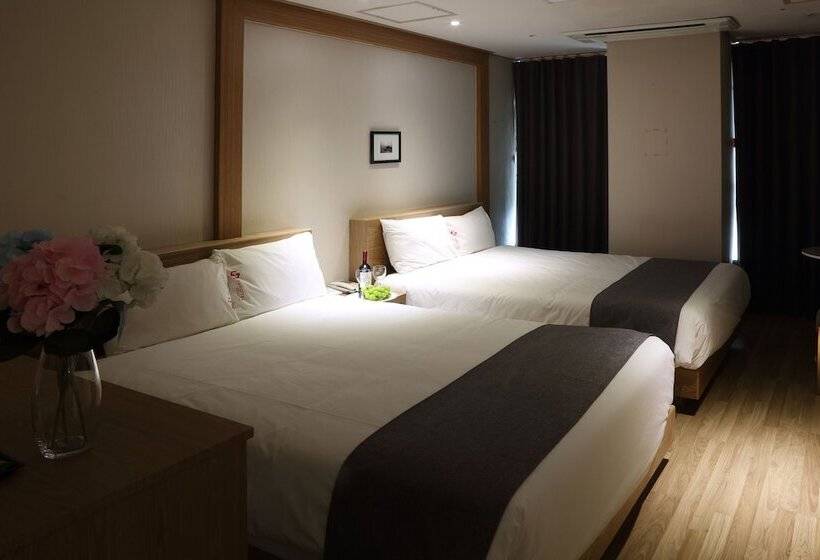 Номер Deluxe, Incheon The Hotel Yeongjong