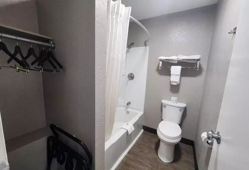 キングサイズベッドのデラックスルーム, Motel 6 Venice, Fl