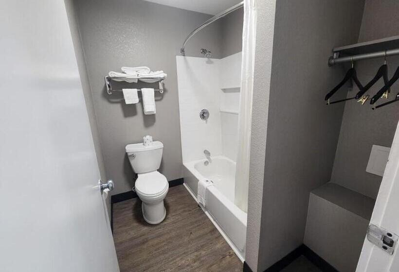 غرفة ديلوكس سرير كينج, Motel 6 Venice, Fl