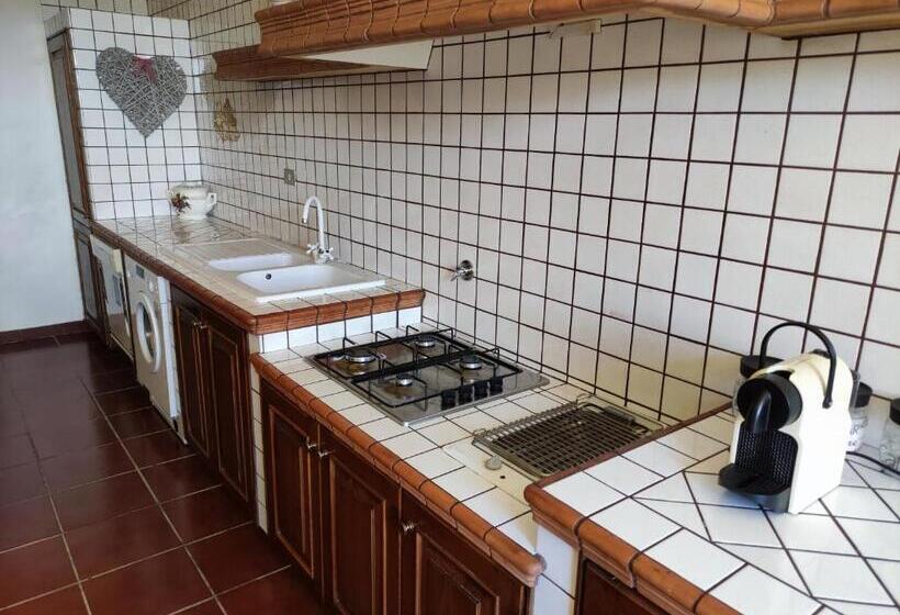 חדר משפחתי, B&b Da Lucia