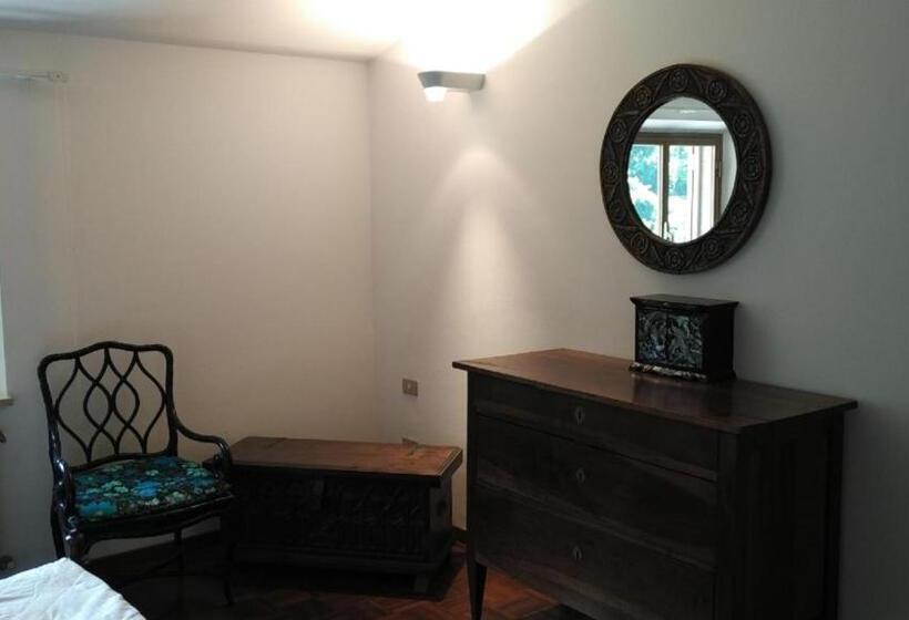 חדר משפחתי, B&b Da Lucia