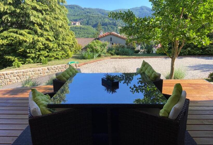 جناح مزود بتراس, Chambre D Hôtes De La Riaille 400 M De La Dolce Via