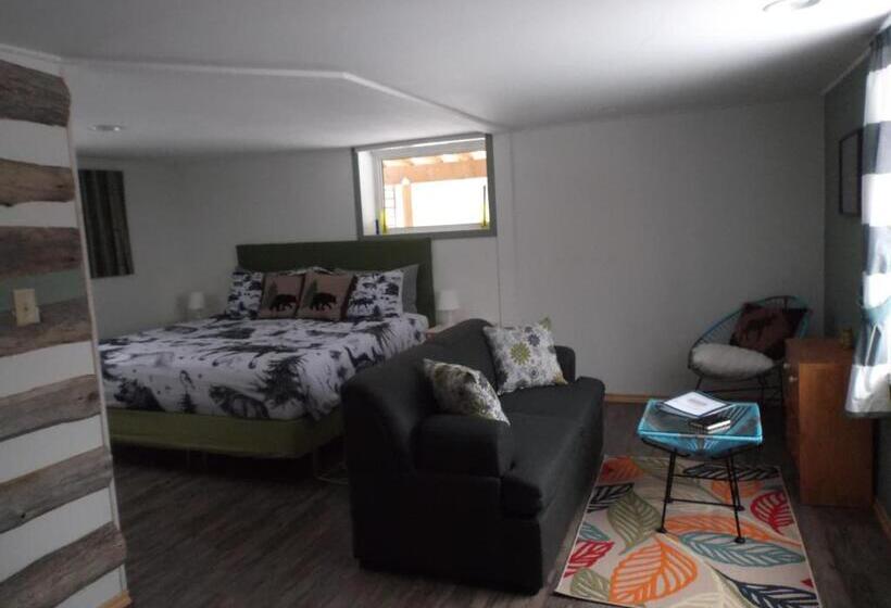 带大床的豪华间, Bed And Breakfast Comfy & Cozy