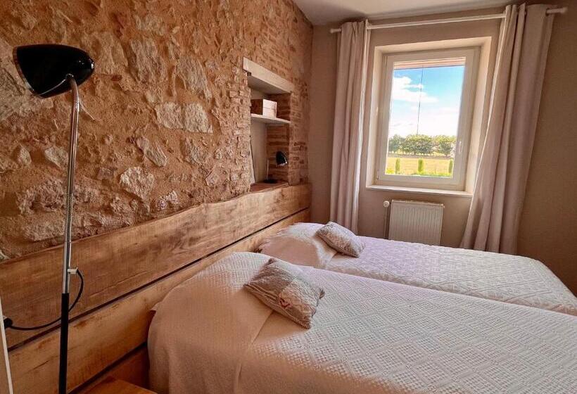 家庭房带园景, Le Mas De Marie