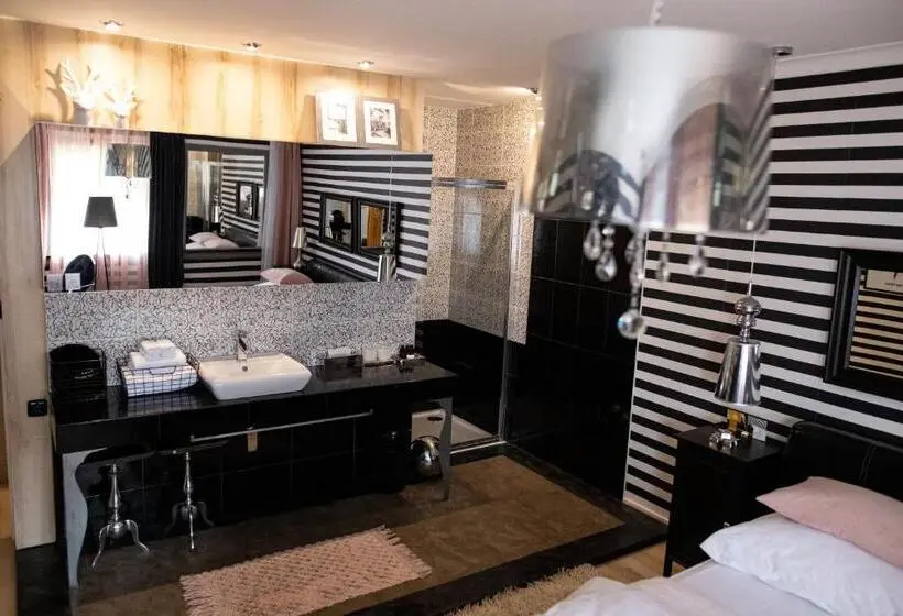 スーペリアールーム, Boutique Hotel Massimos