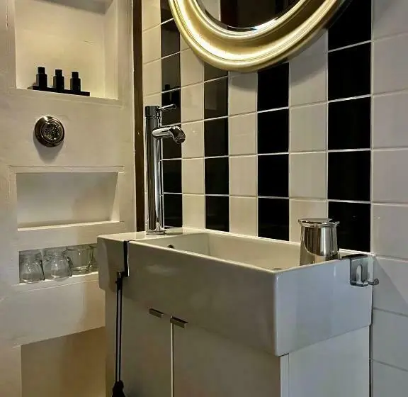 デラックススタジオ, Boutique Hotel Massimos