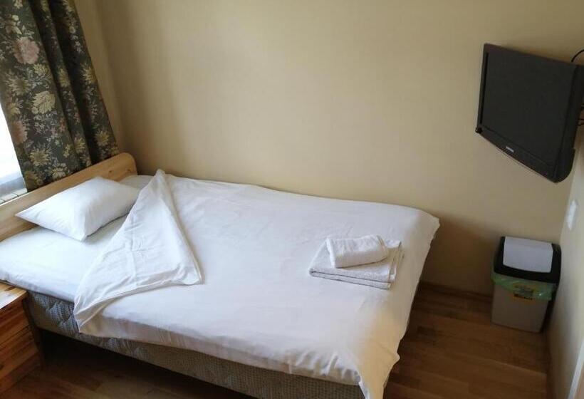 اتاق عادی یک تخته, Paide B&b