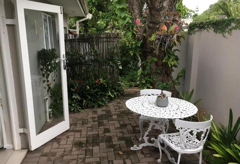 اتاق سوپریور خانوادگی, Pollock S B&b