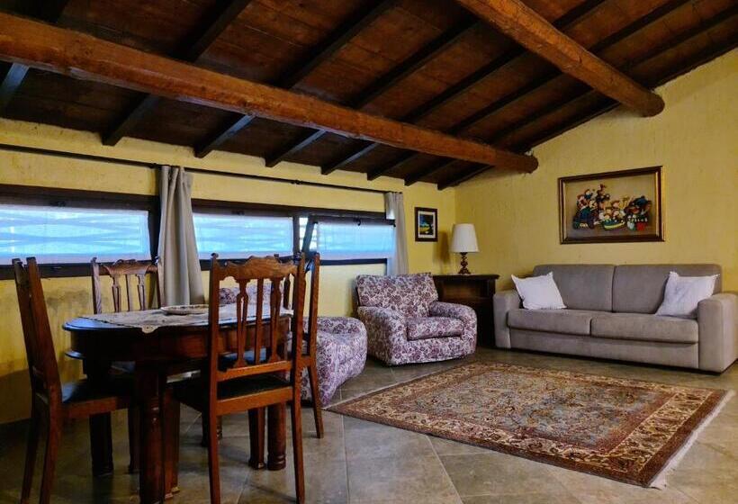 סוויטת סופריור, Rocca Lorenizo