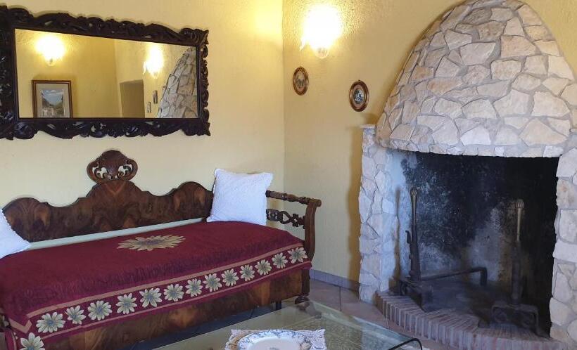 סוויטה דלוקס, Rocca Lorenizo