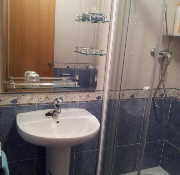 غرفة قياسية, Pensión El Abuelo