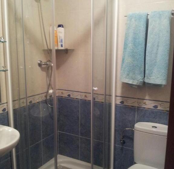 غرفة قياسية, Pensión El Abuelo