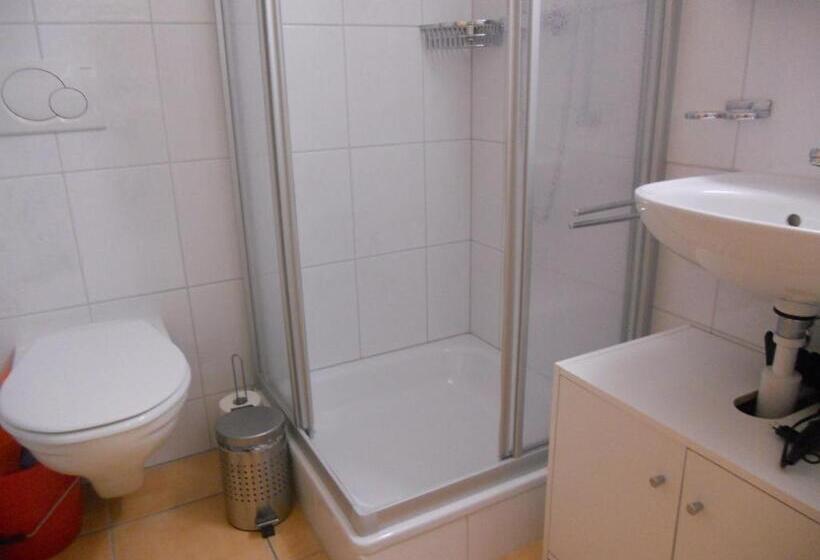 Номер Стандарт, Bnb Tuileries