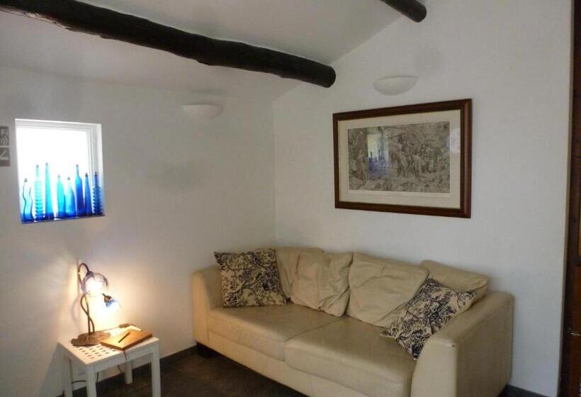 ガーデンビュースイート, River Ebro Holidays