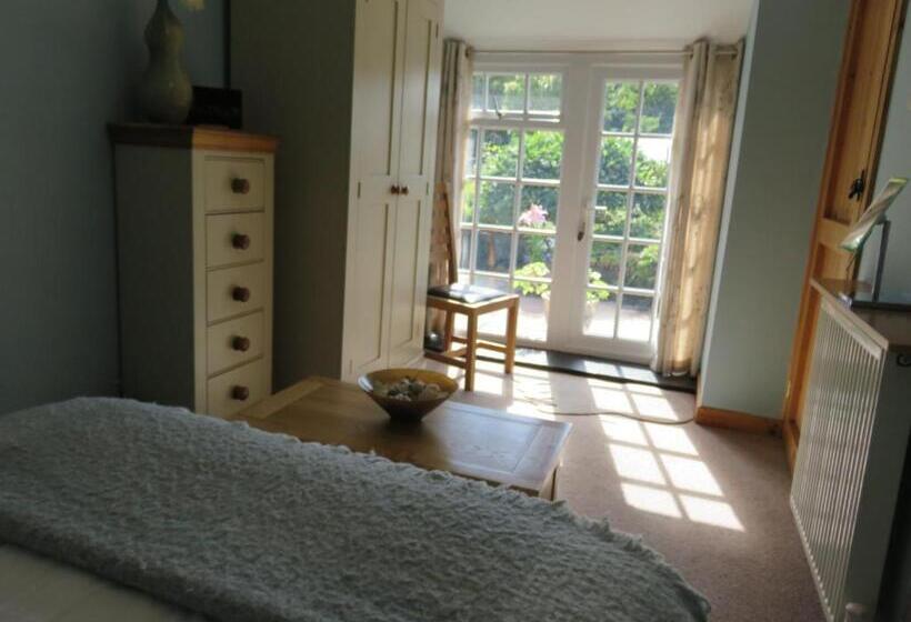 Номер Стандарт Вид на Сад, Garth Engan Private Self Contained B&b With Garden Area