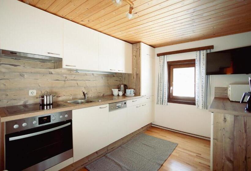 ２ベッドルームアパートメント, Stockreiter Vulgo Grillschmied