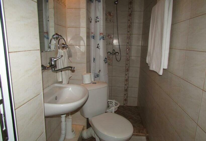 شقة غرفتين مطلة على البحر, Morska Zvezda Guest House