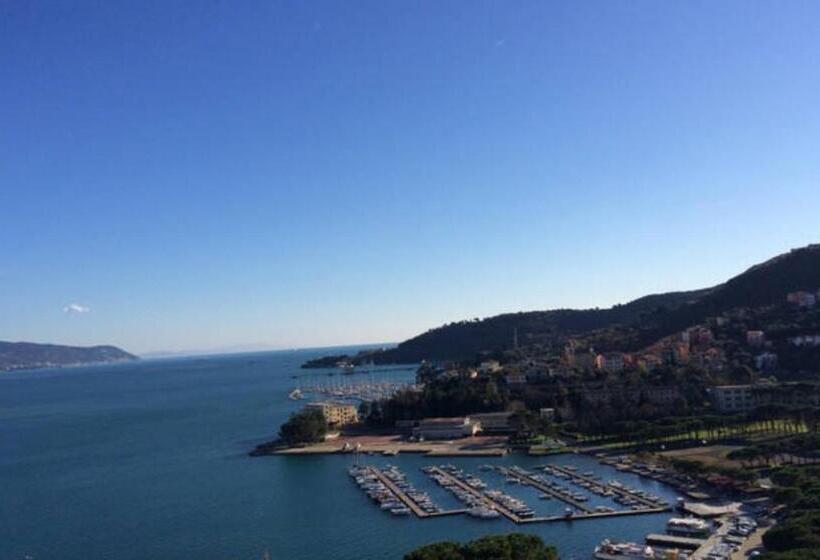 غرفة قياسية, Jolly Roger Affittacamere