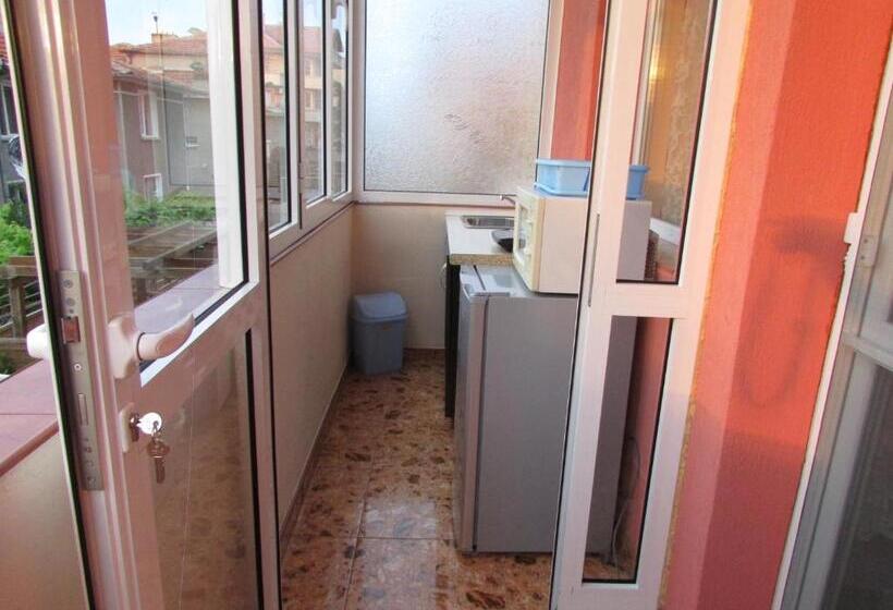 Апартаменты 2 Спальни, Morska Zvezda Guest House