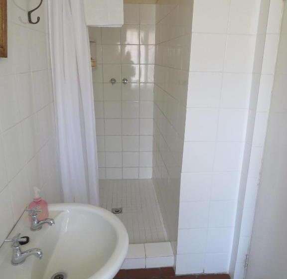 דירת שני חדרים, 4 Rothman Street B&b