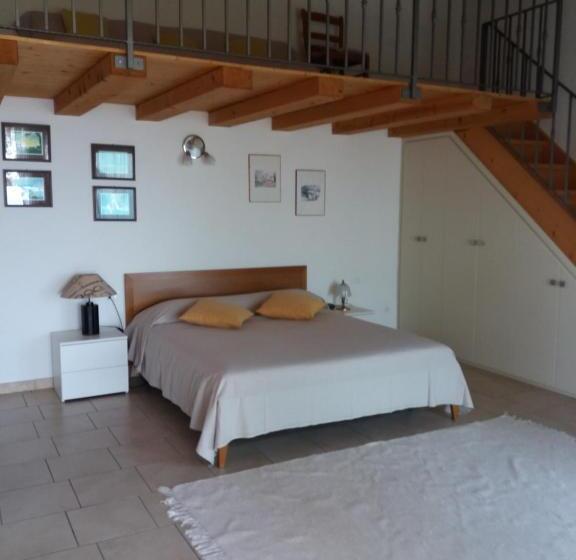 标准间, B&b Camister