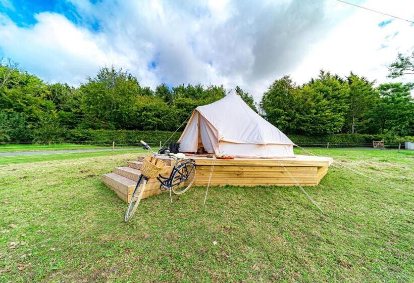 Standard Tent, Ferry House Holidays