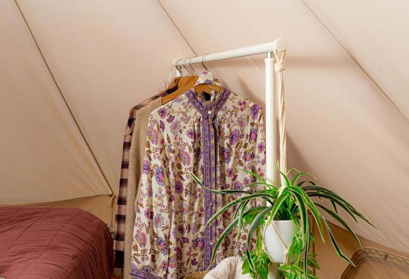 Standard Tent, Ferry House Holidays