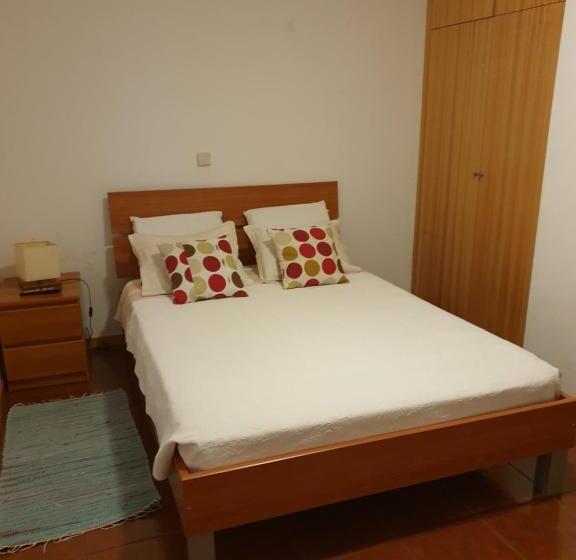Quarto Triplo Estandar, Casa Dos Santos Alojamento   Guest House