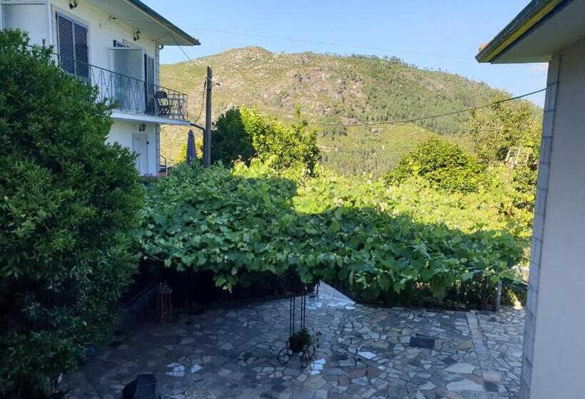Quarto Basic, Casa Dos Santos Alojamento   Guest House