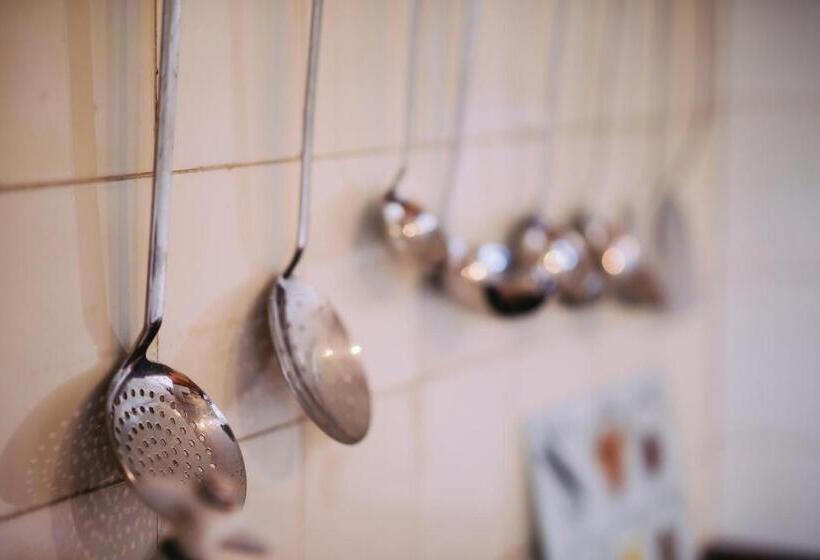 Люкс 3 Спальни, Intergo   Zimmer Mit Privatem Bad & Gemeinschaftsküche