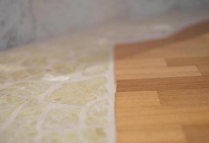 חדר סטנדרט עם מרפסת, Oasi 83