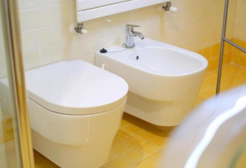 חדר סטנדרט, Oasi 83