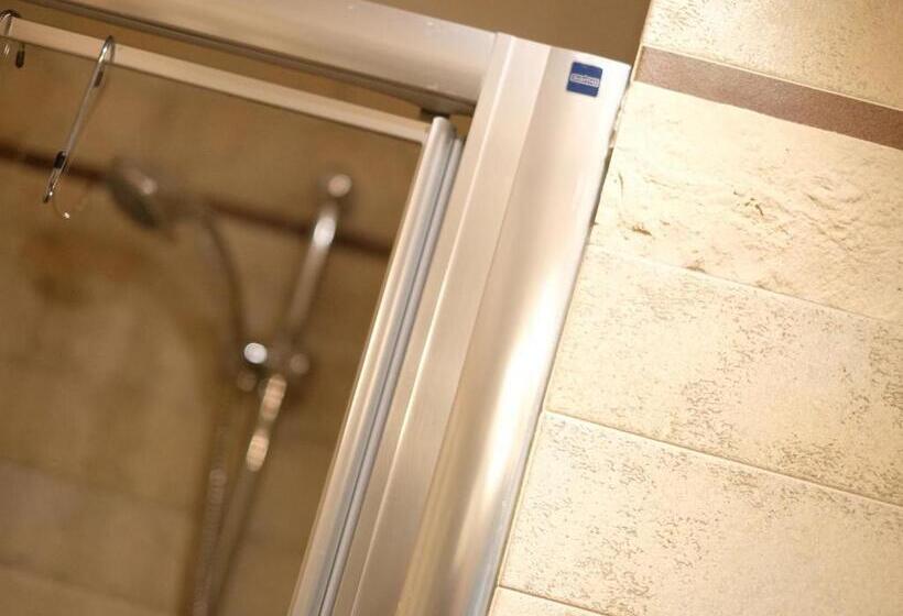 חדר סטנדרט עם מרפסת, Oasi 83