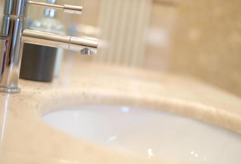 חדר סטנדרט עם מרפסת, Oasi 83