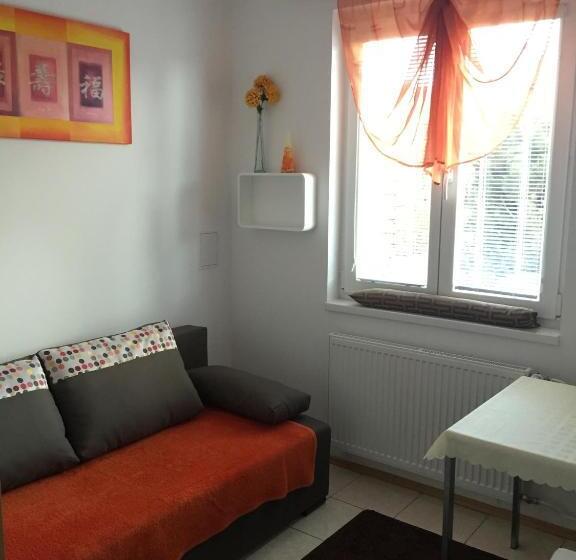 اتاق اکونومی یک تخته, Ubytování Abc