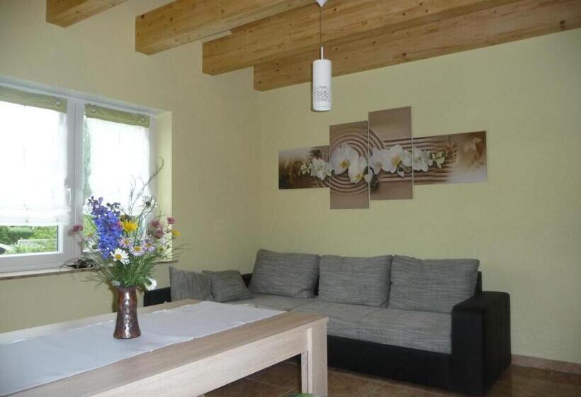 庭の見える1ベッドルームアパートメント, Pension Andrea