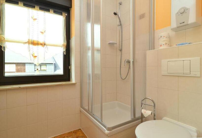 バスルーム共有のシングルスタンダード, Pension Andrea