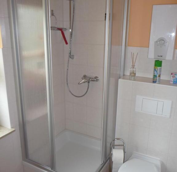 バスルーム共有のシングルスタンダード, Pension Andrea